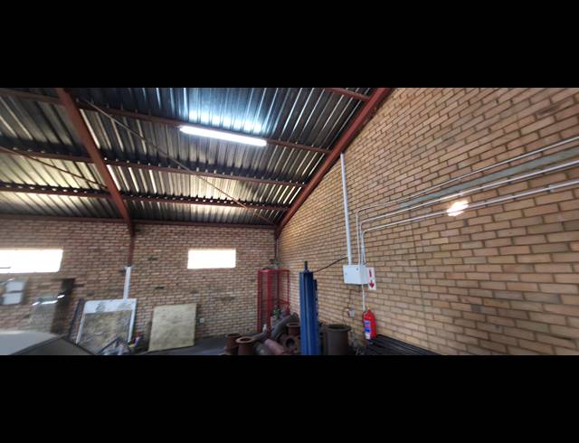 360M² WORKSHOP TO LET IN DIE HEUWEL